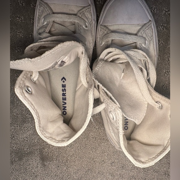 Kids white converse - Picture 2 of 6